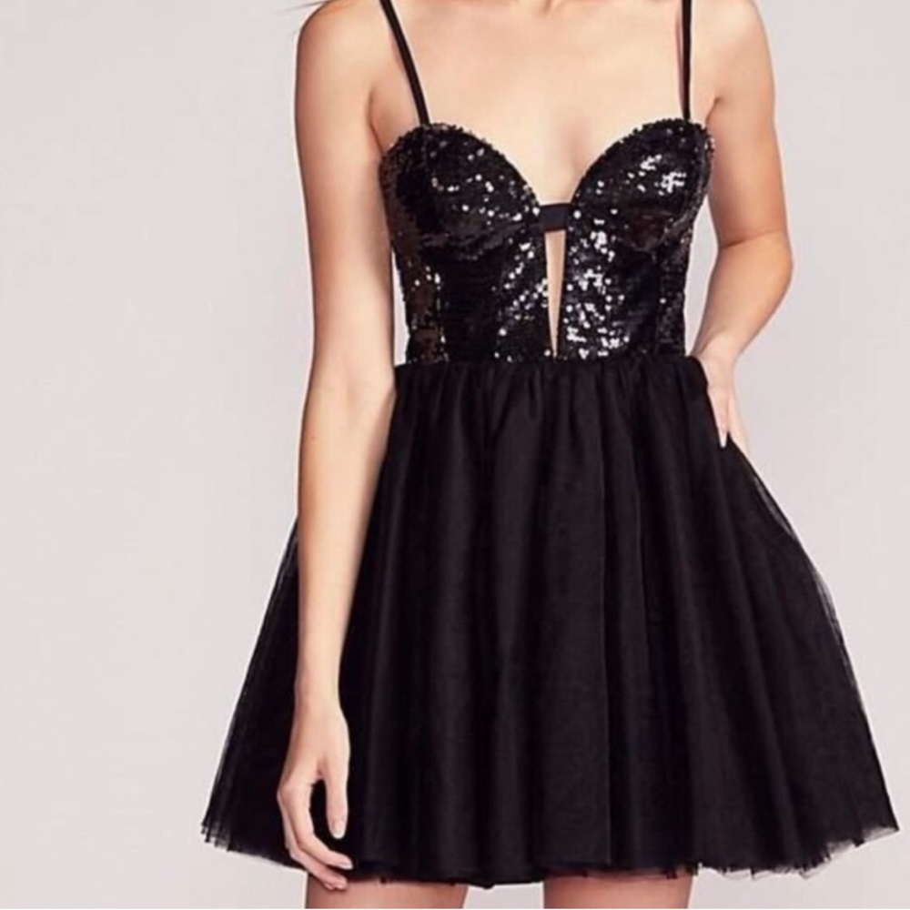 Free People x FAME and Partners Black Sequin Bustier Mini Dress size 6